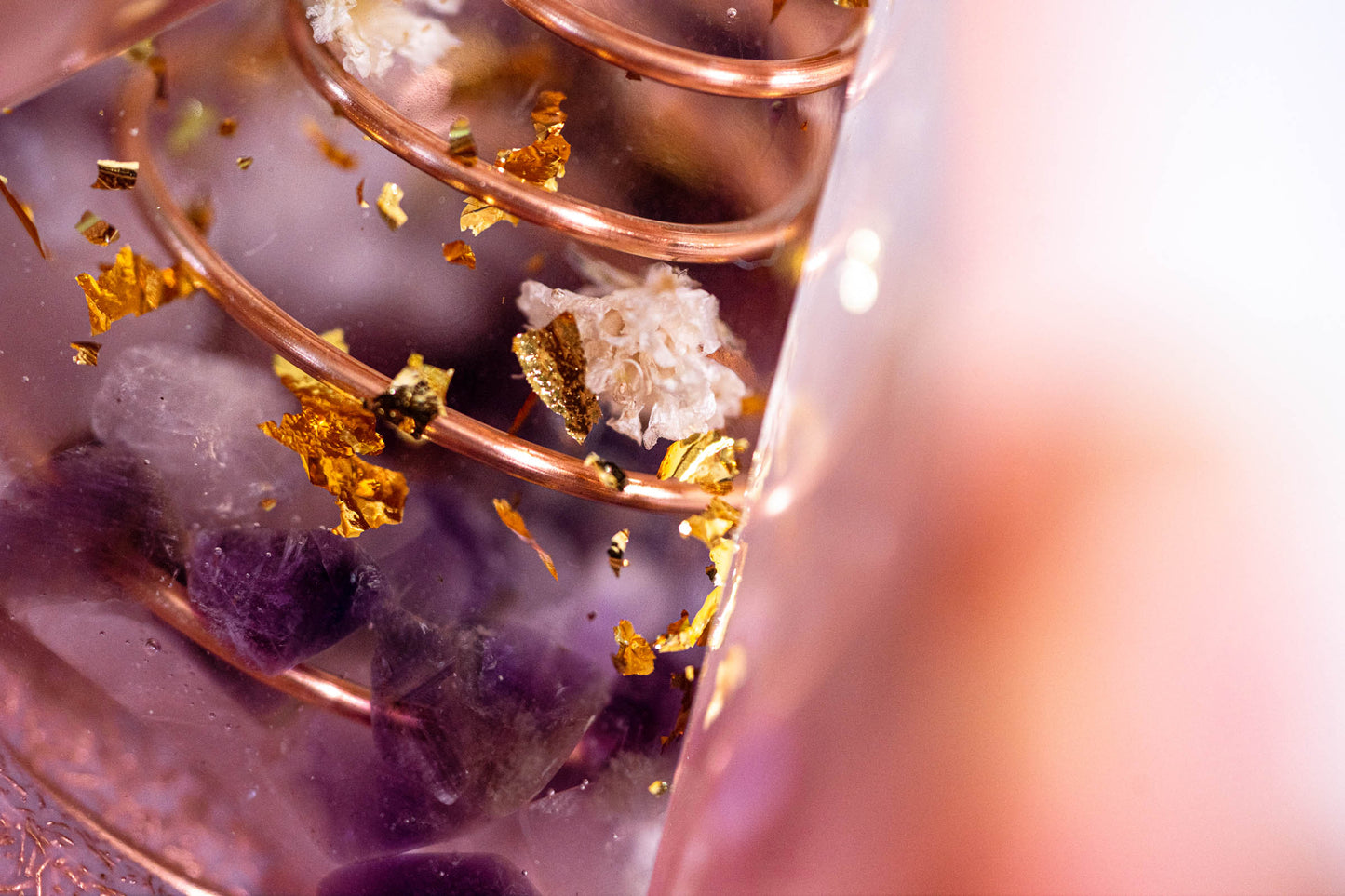 6x6 Orgonitpyramide Harmonie&Balance inkl. Spirale